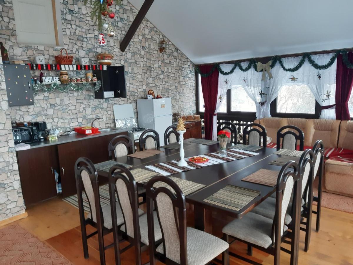 Willa Casa Dintre Pini Păltinoasa Zewnętrze zdjęcie